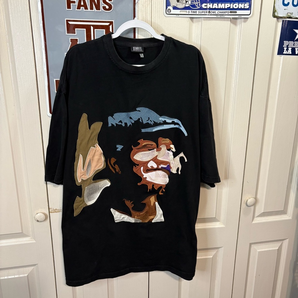 Stylish Black Graphic T-Shirt